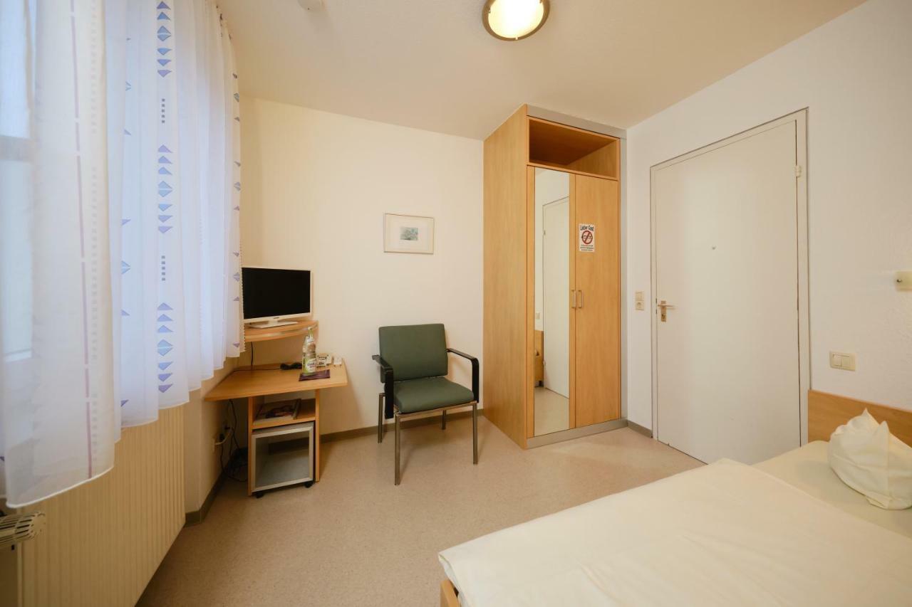 Gaestehaus Schumm Murrhardt ภายนอก รูปภาพ